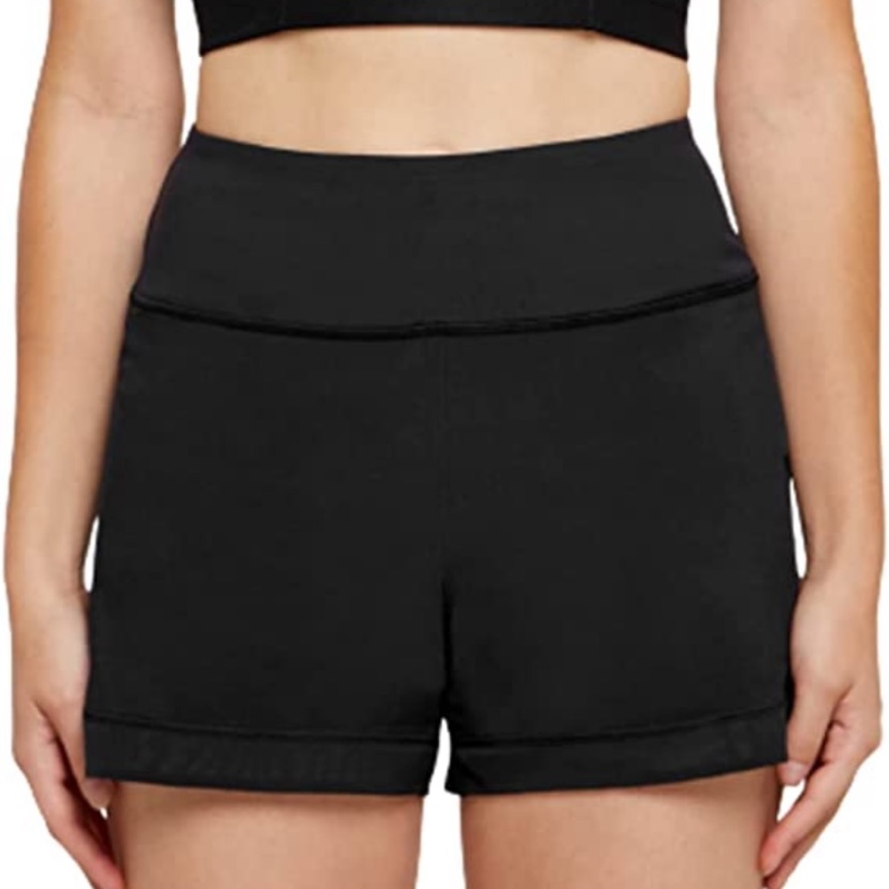 NWT Thinx Training Shorts M